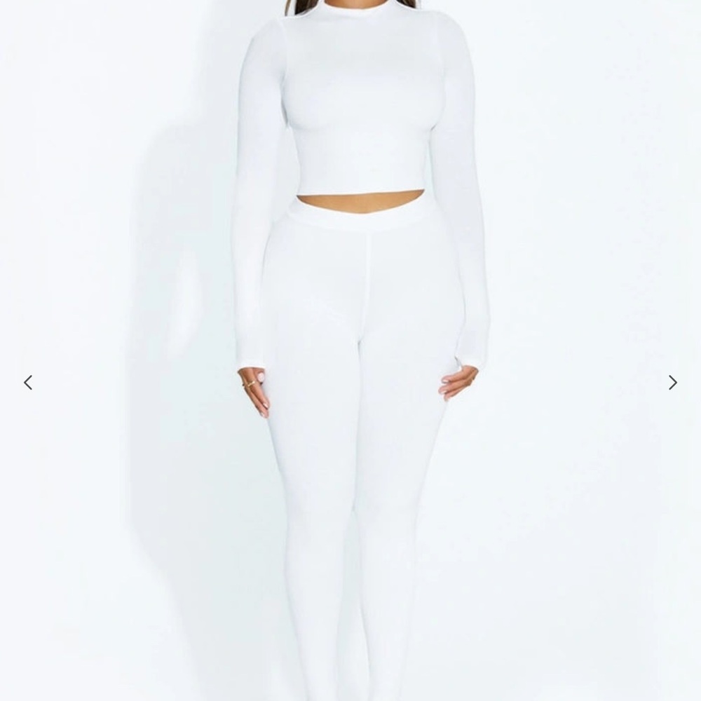 White two piece set